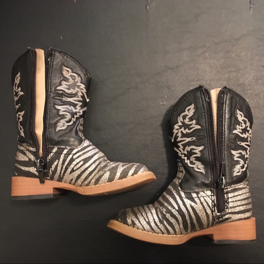 Infant boots
